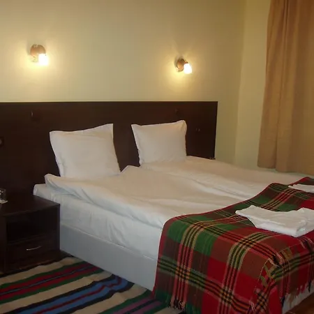 Hotel Family - 1