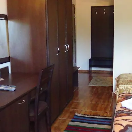 Family - 1 Hotel