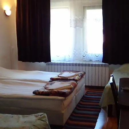 Family - 1 Hotel